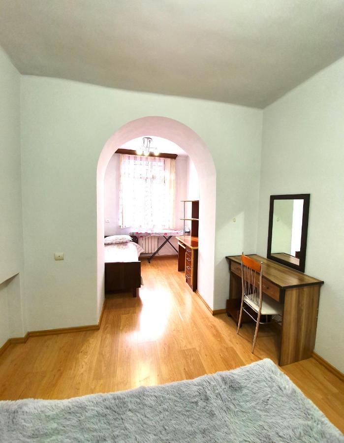 يريفان Cozy Apartment Near Opera House المظهر الخارجي الصورة